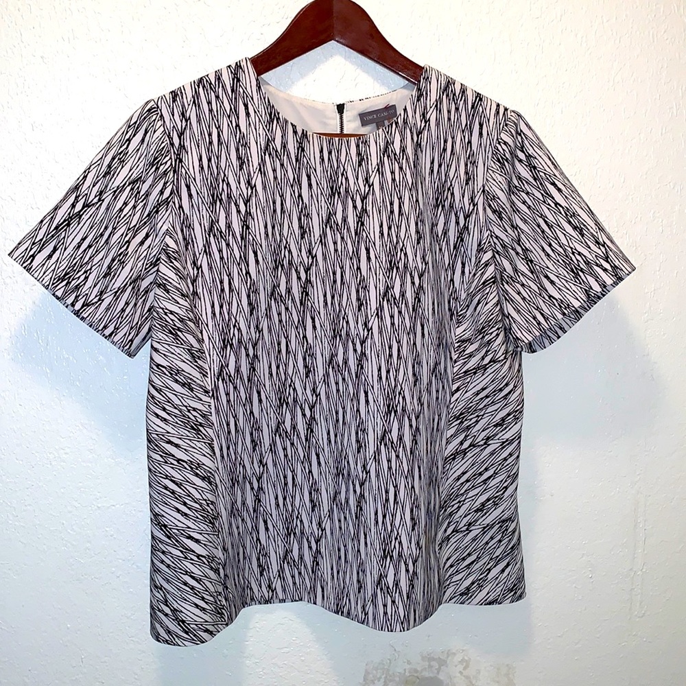 Vince Camuto Top